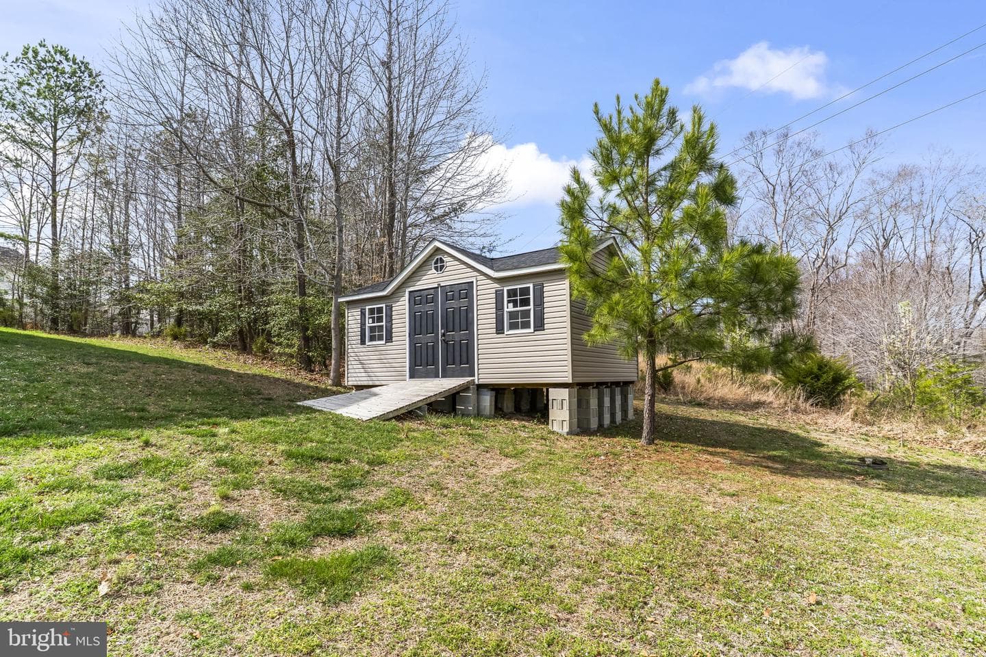 46976 Pembrooke Street photo 49