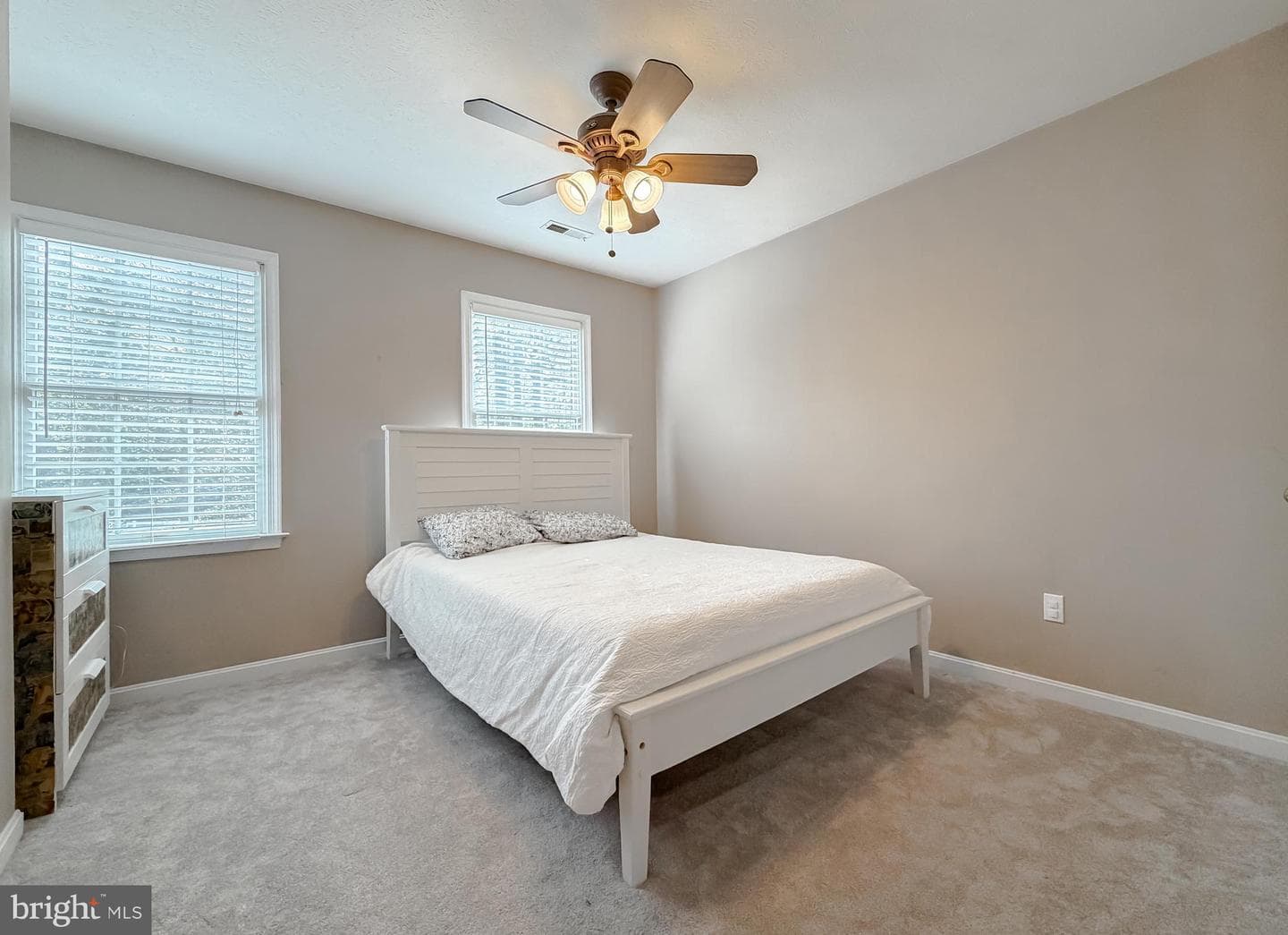 23207 Moakley Street photo 37