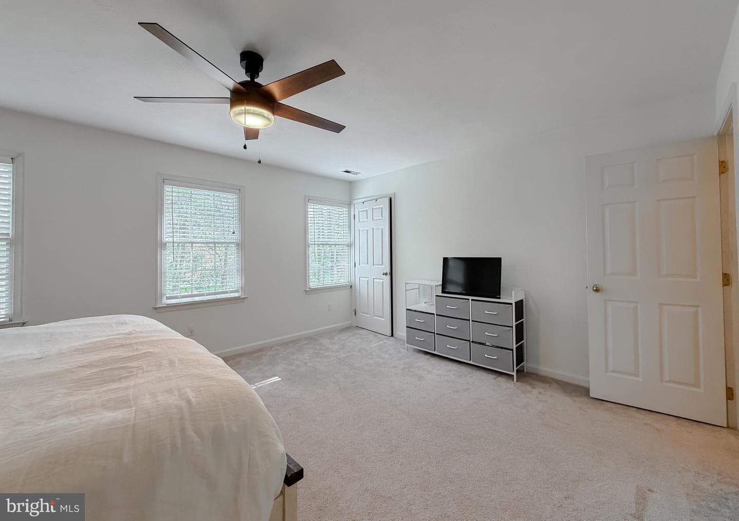 23207 Moakley Street photo 39
