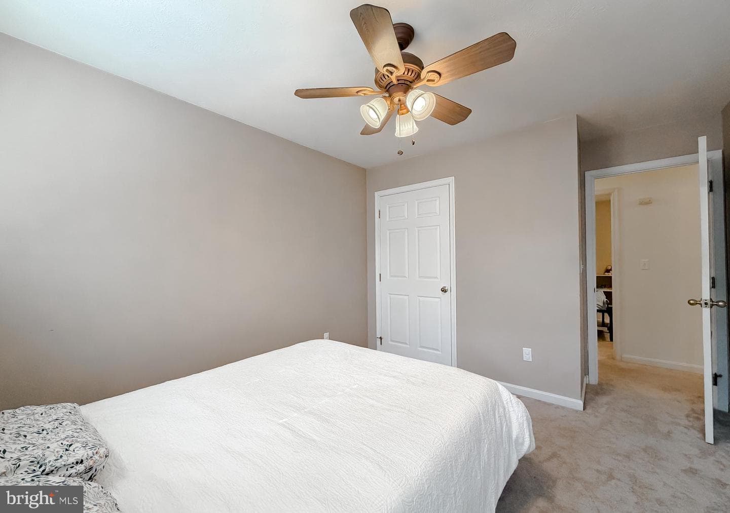 23207 Moakley Street photo 43