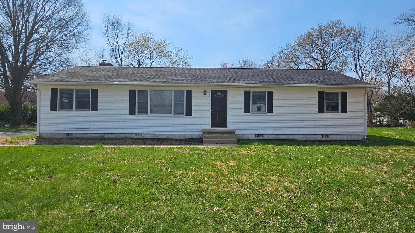 45031 Irvin Street photo 2