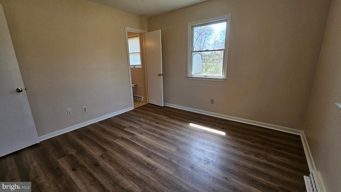 45031 Irvin Street photo 29