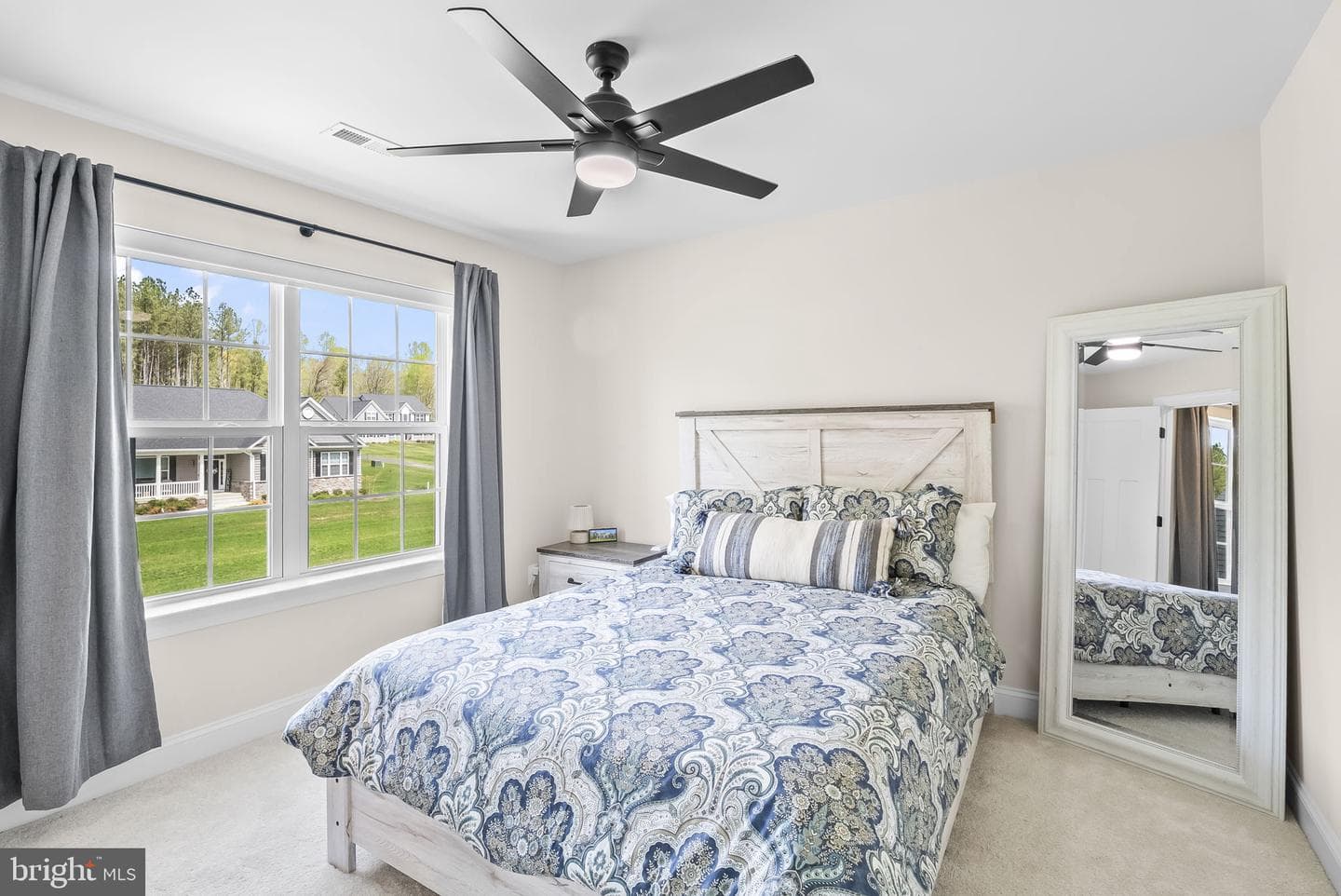 42625 Richly Ln photo 27