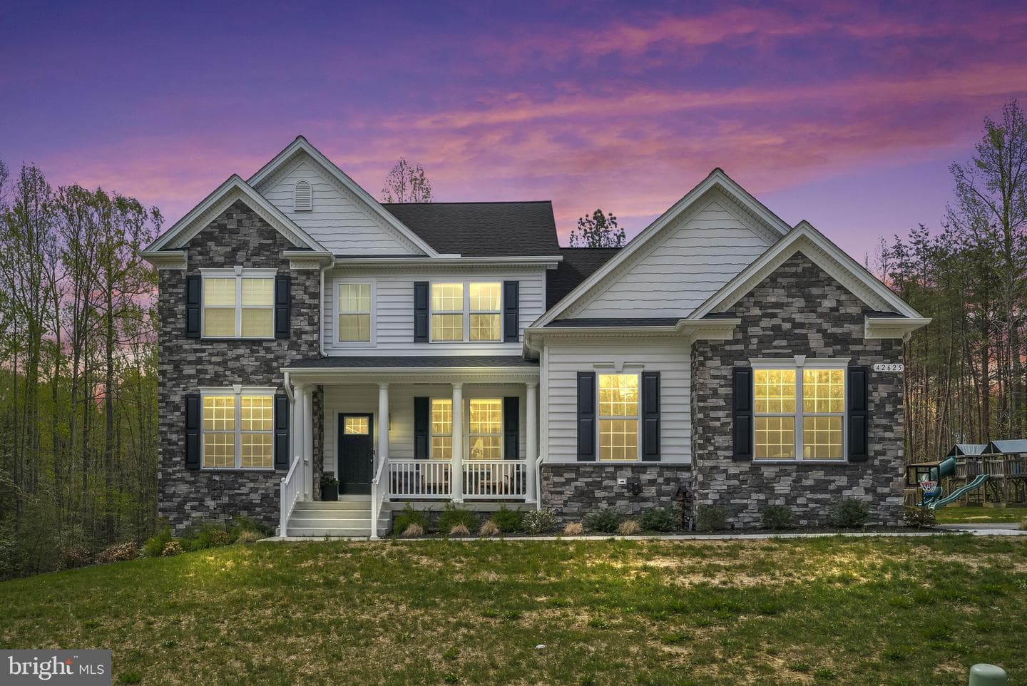 42625 Richly Ln photo 4