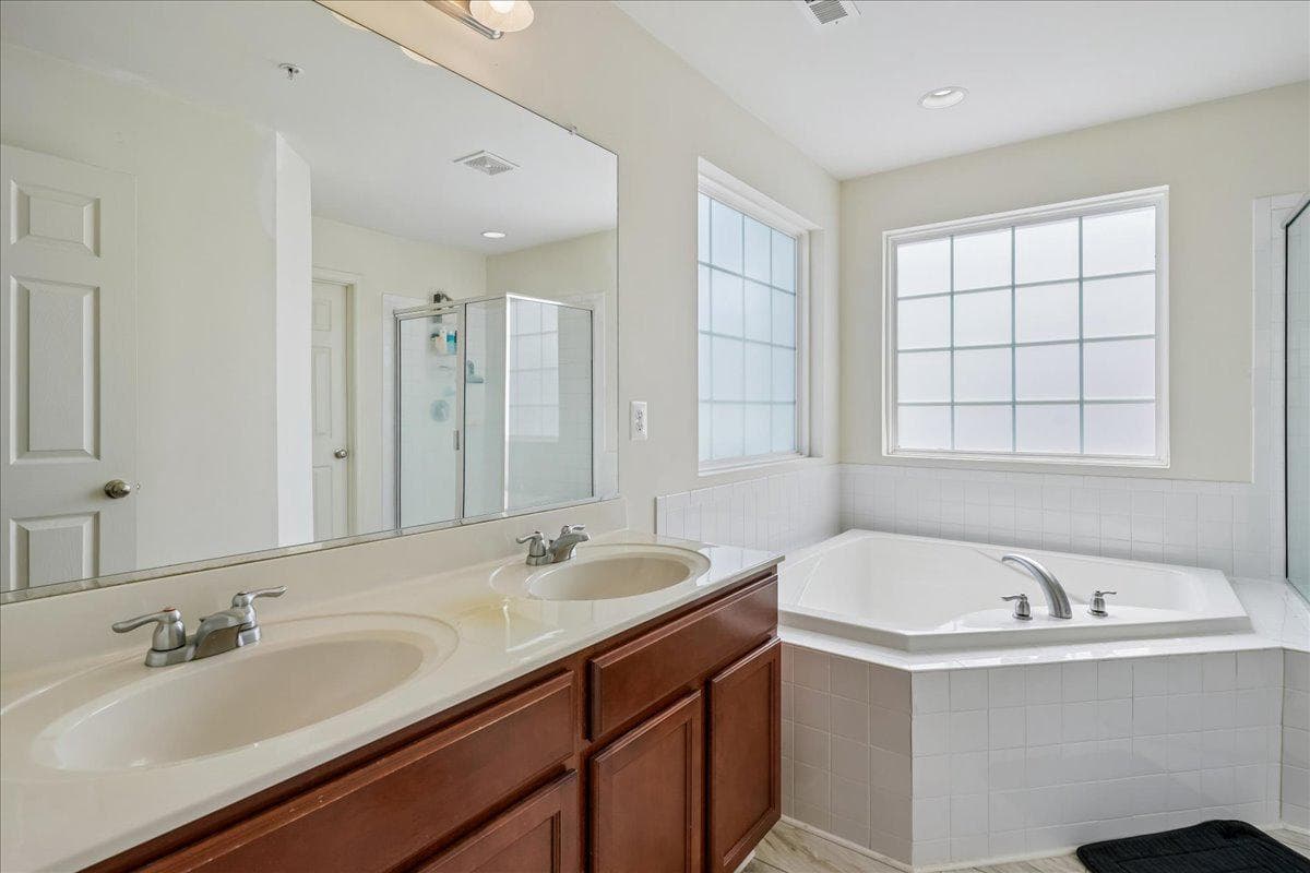 22244 Scott Circle photo 10