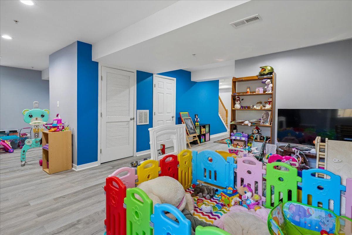 22244 Scott Circle photo 17