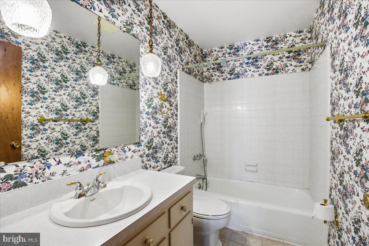 23395 Esperanza Circle photo 35
