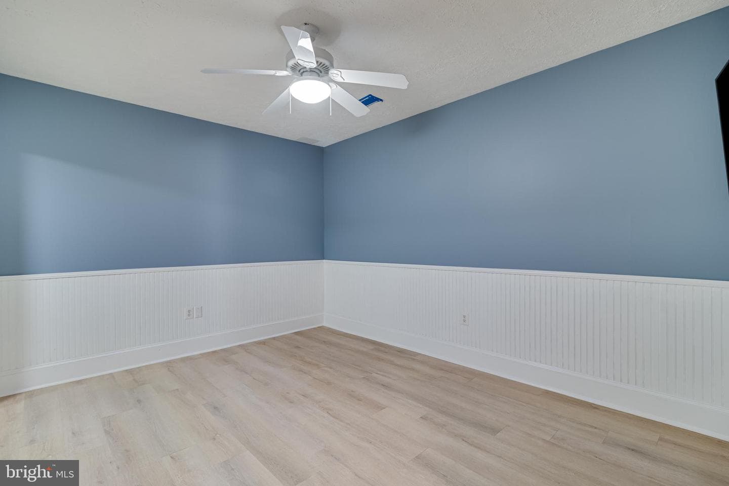 38425 Rooster Lane photo 47
