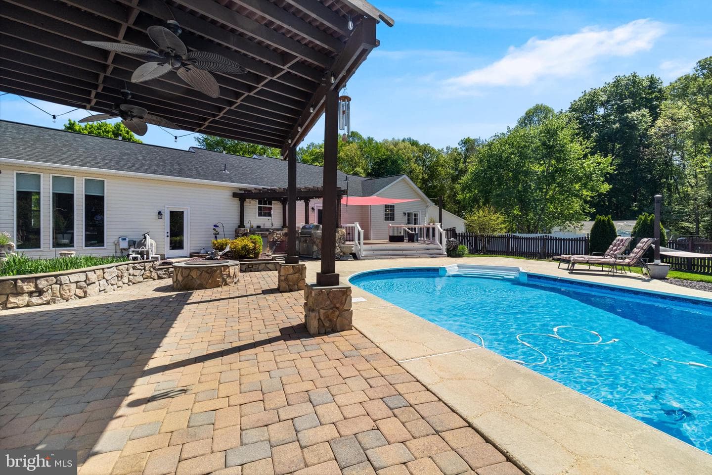 38425 Rooster Lane photo 69