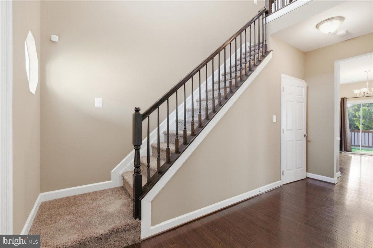 47311 Shady Knoll Place photo 12