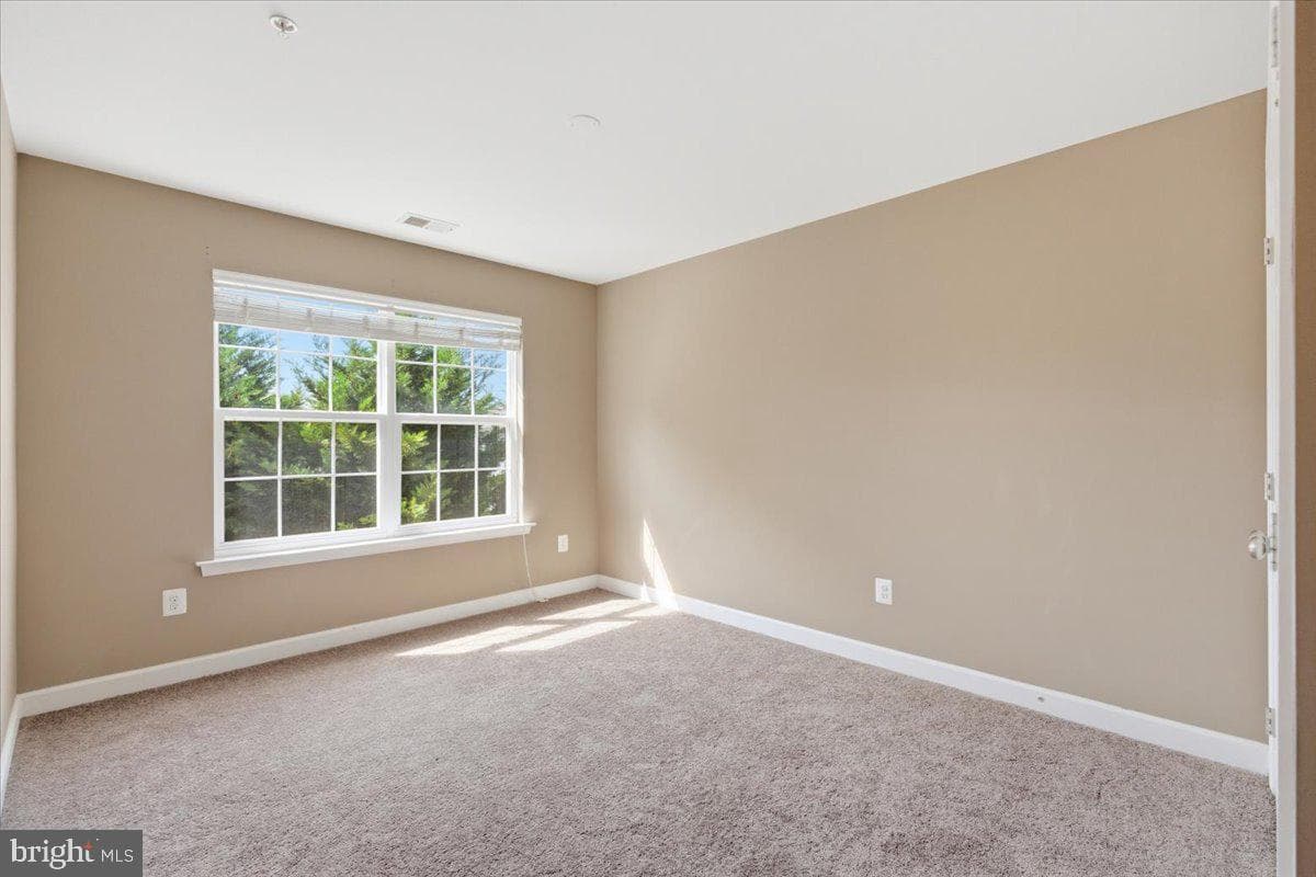 47311 Shady Knoll Place photo 23