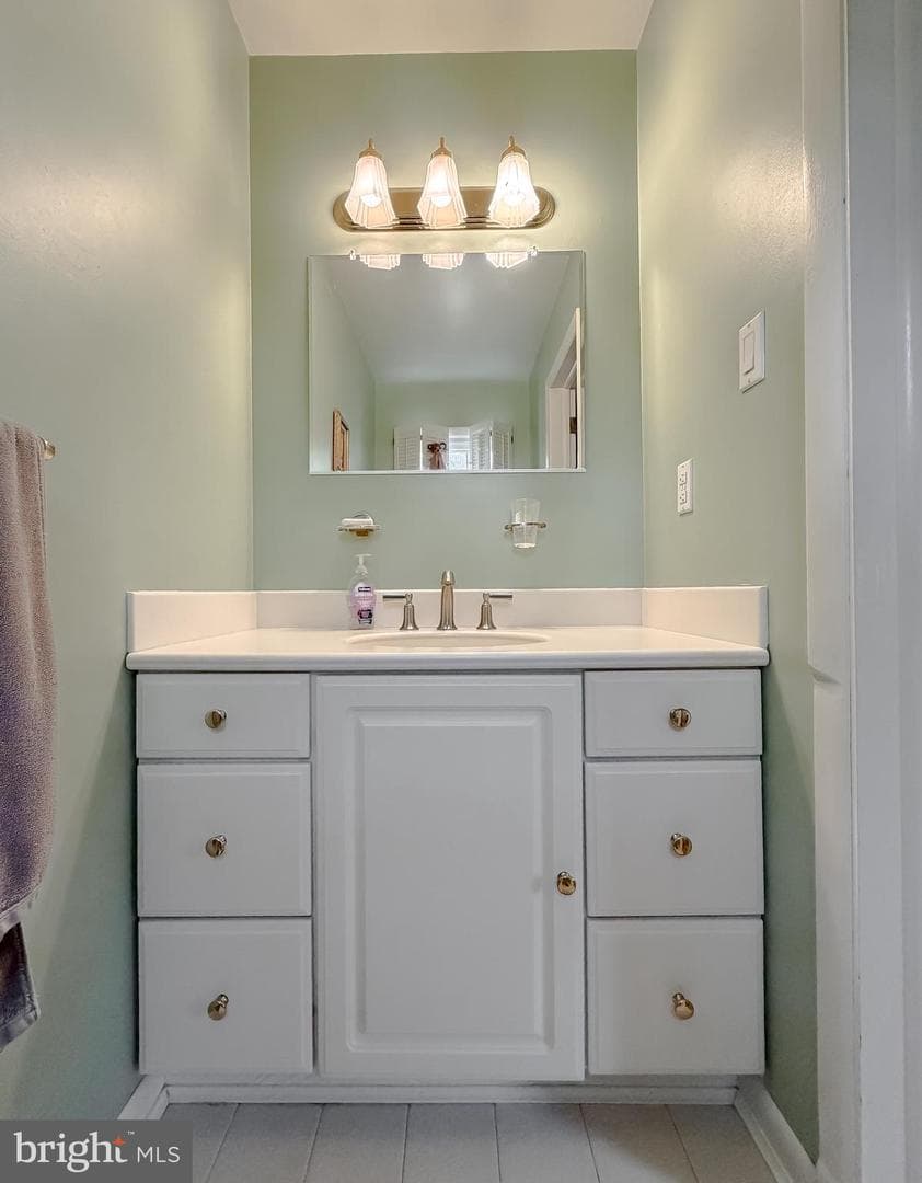22925 Maple Road photo 32