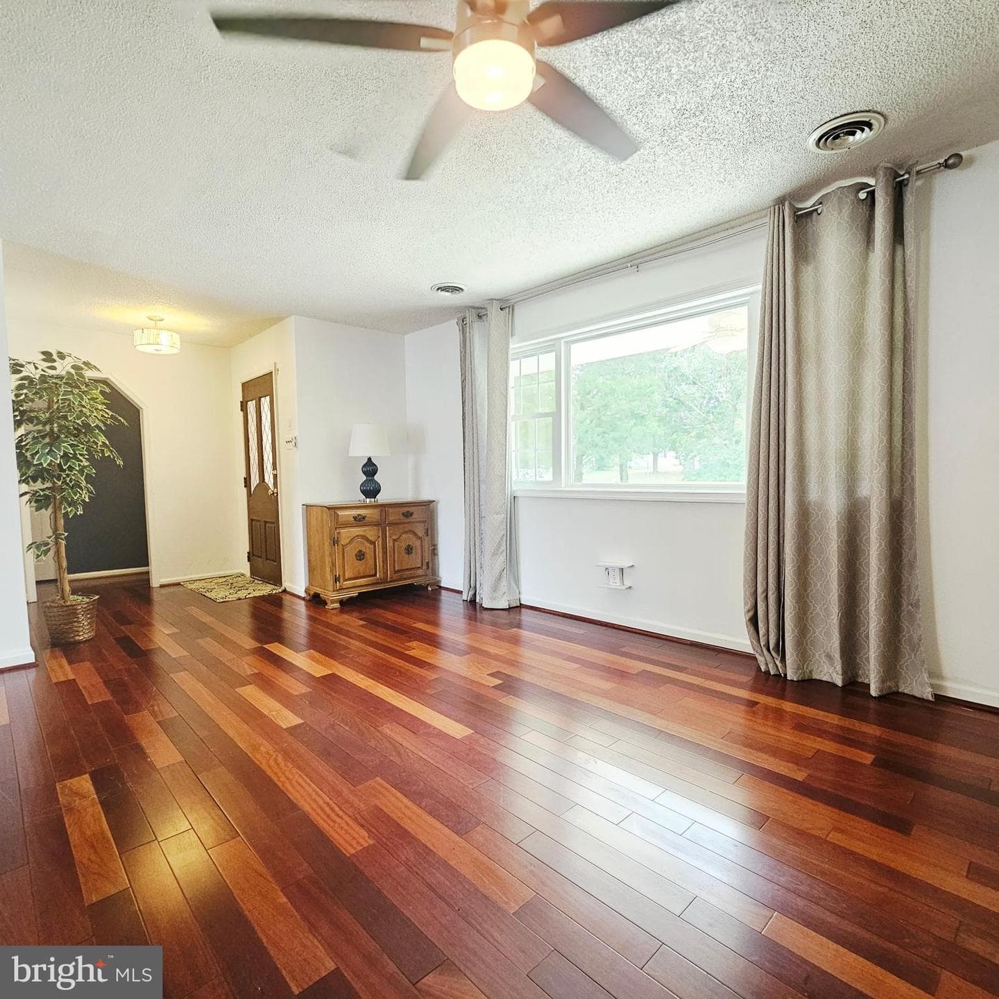 36026 Bay Drive photo 4