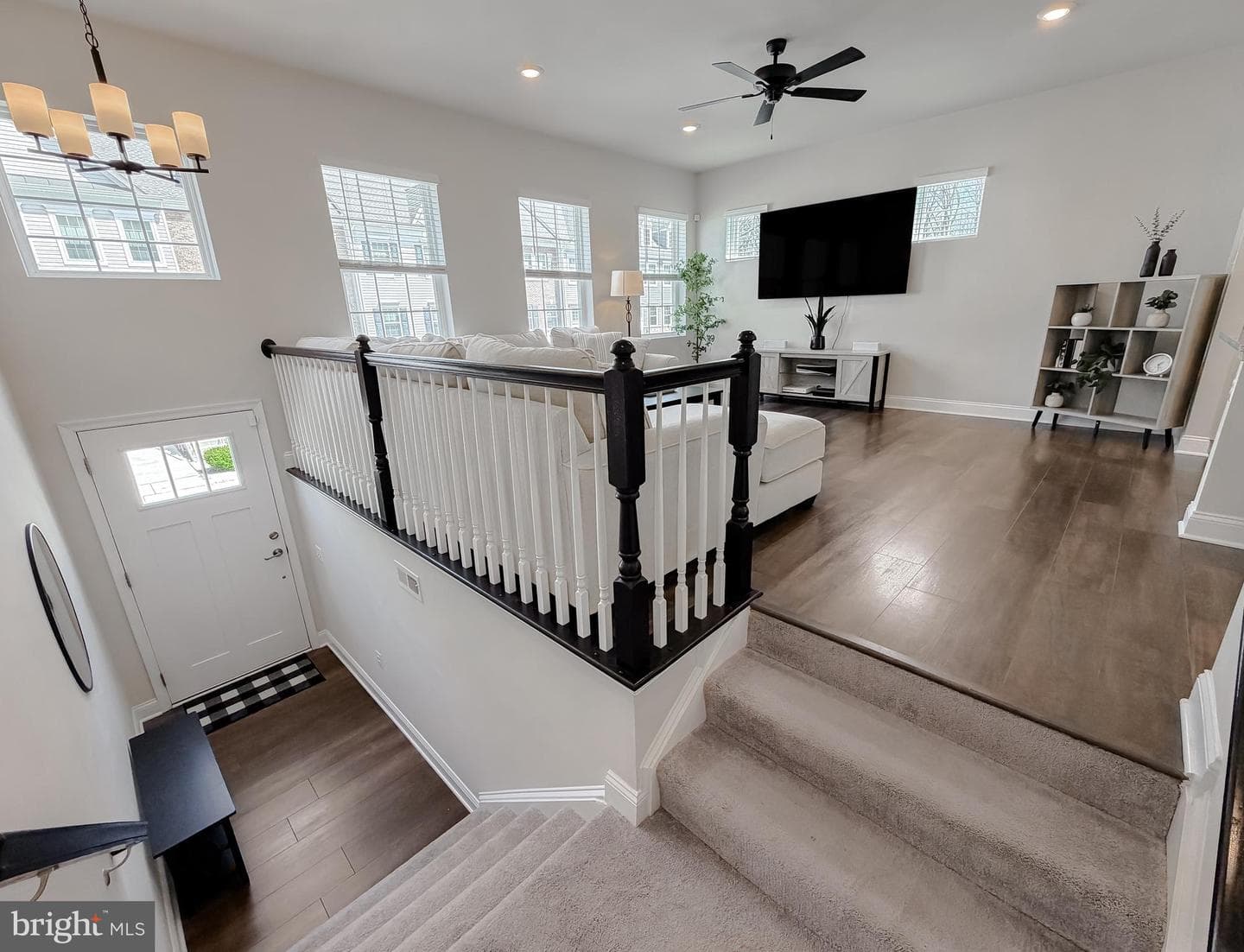 45484 Woodslea Way photo 10