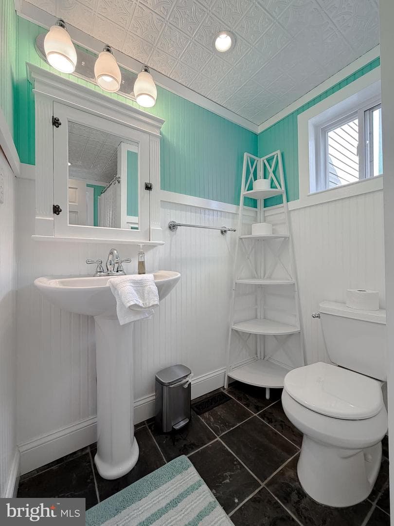 21225 Georges Lane photo 20