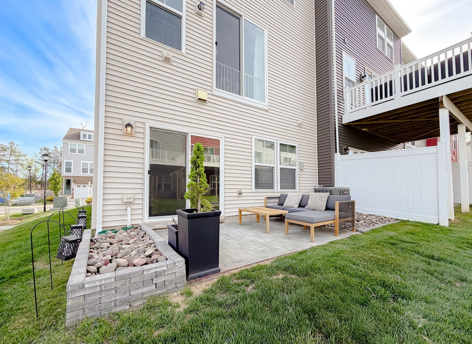 23450 Sugar Pine Ln photo 2