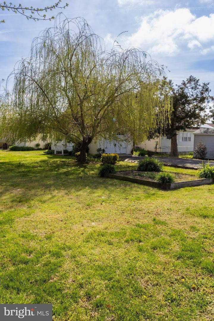 38338 Point Breeze Road photo 8