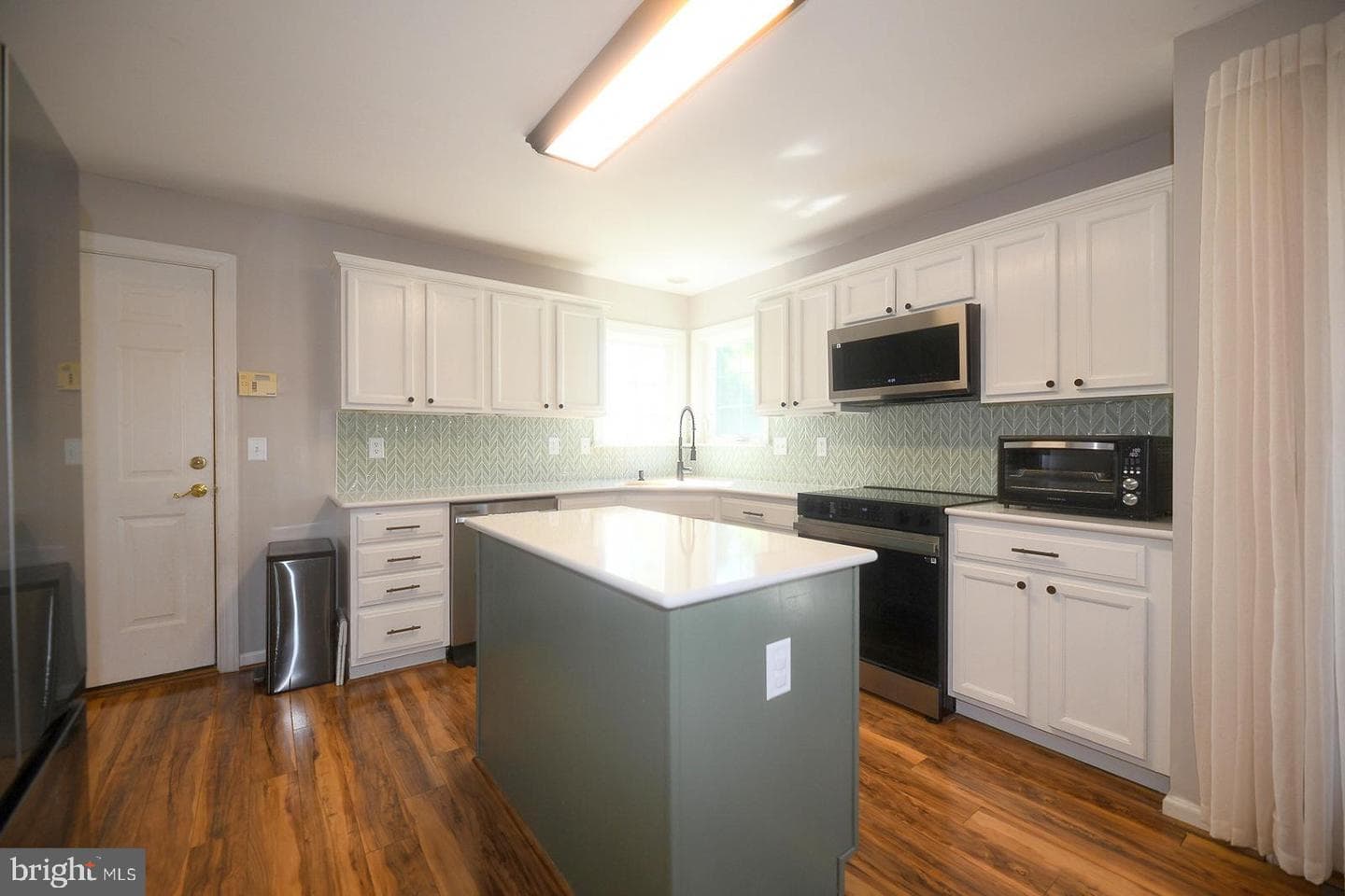 41923 Sara Ann Court photo 9