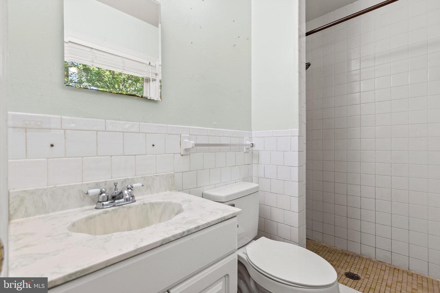 21404 Williams Dr photo 15