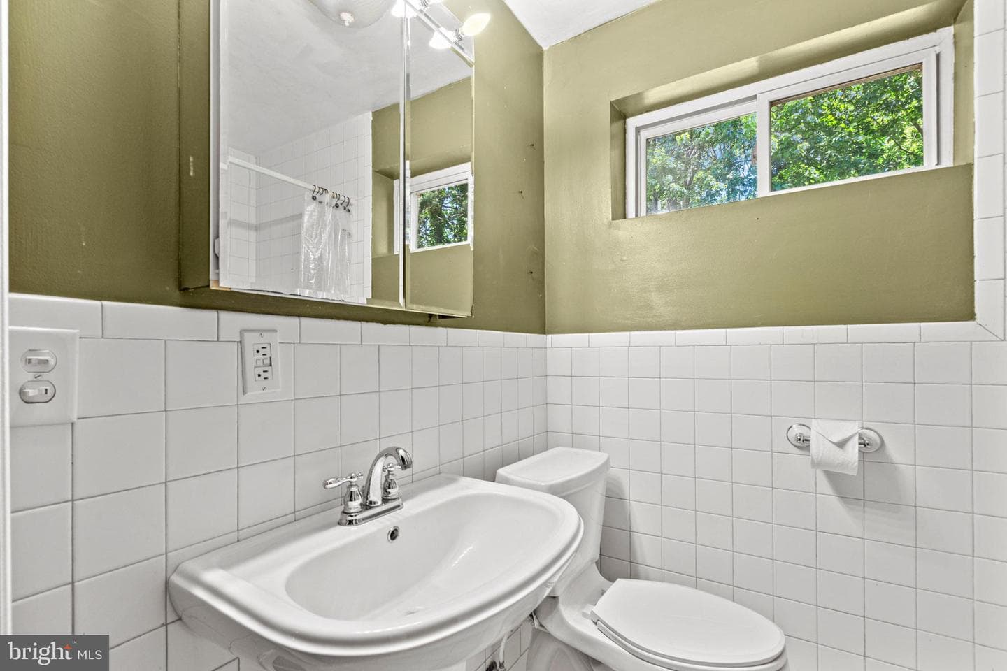21404 Williams Dr photo 18
