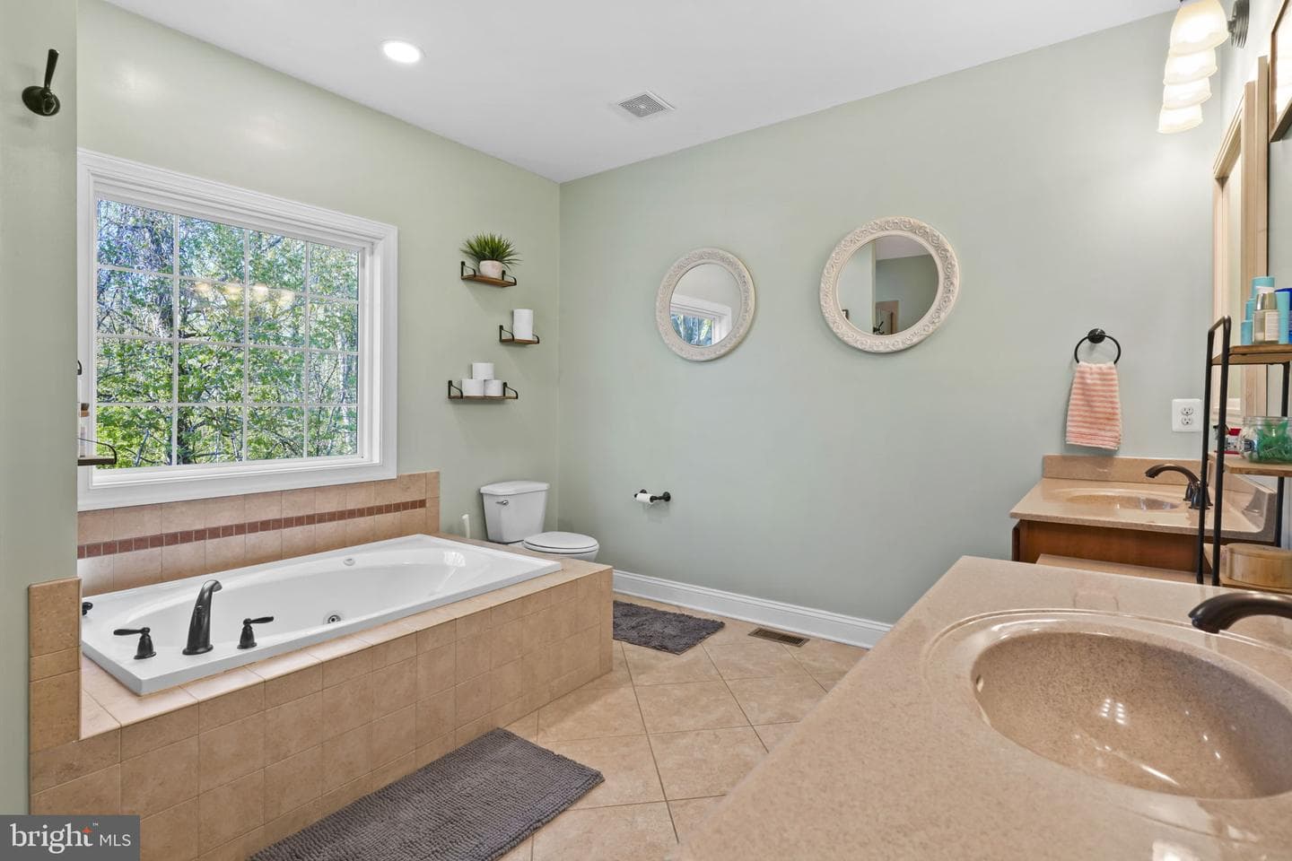 20600 Old Gravel Lane photo 24