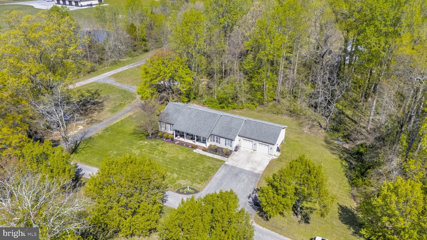 20600 Old Gravel Lane photo 3