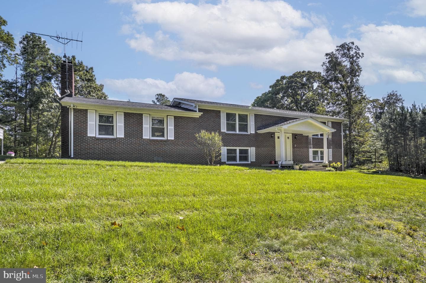 43063 Hugh Drive photo 3