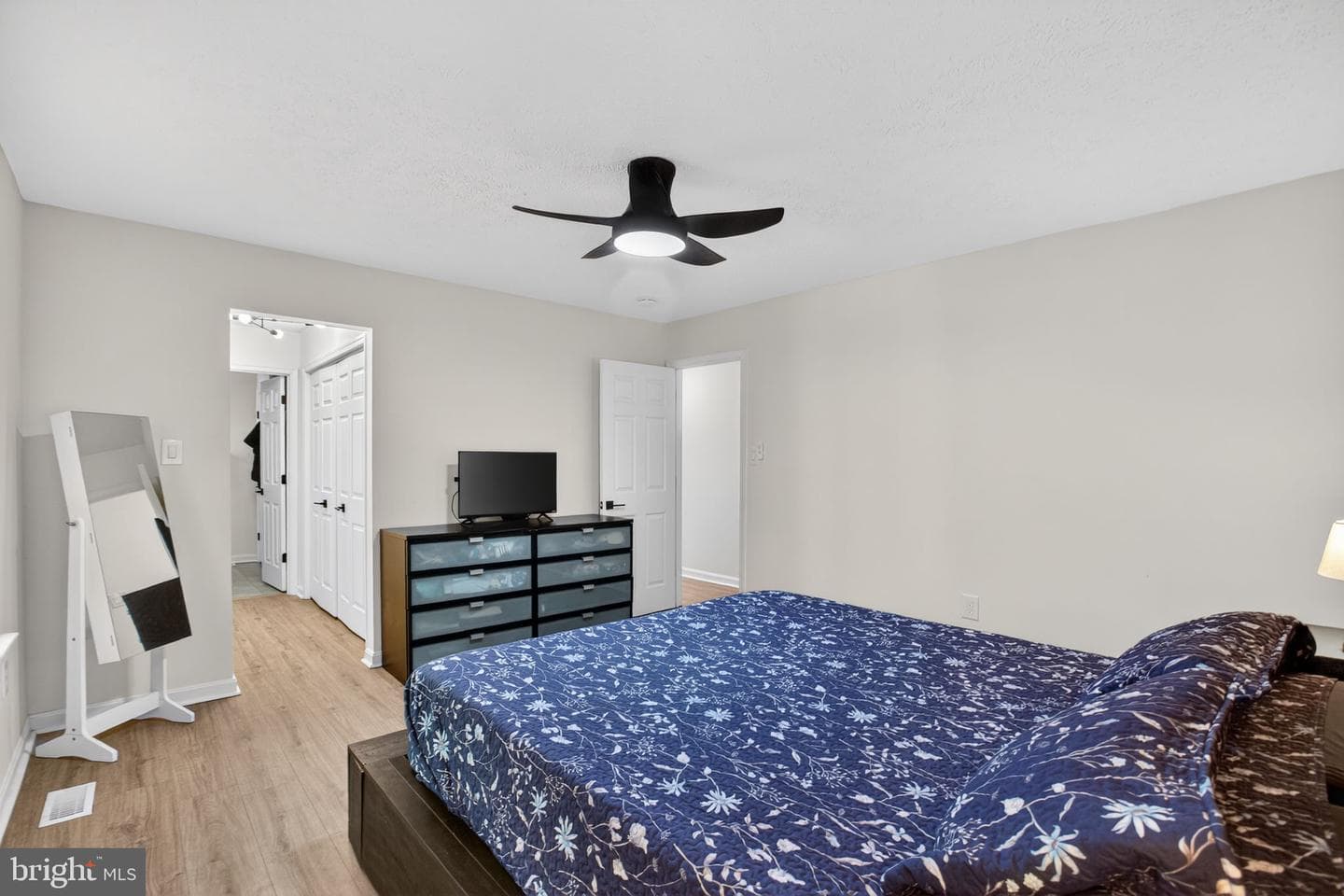 38254 Green Way photo 17