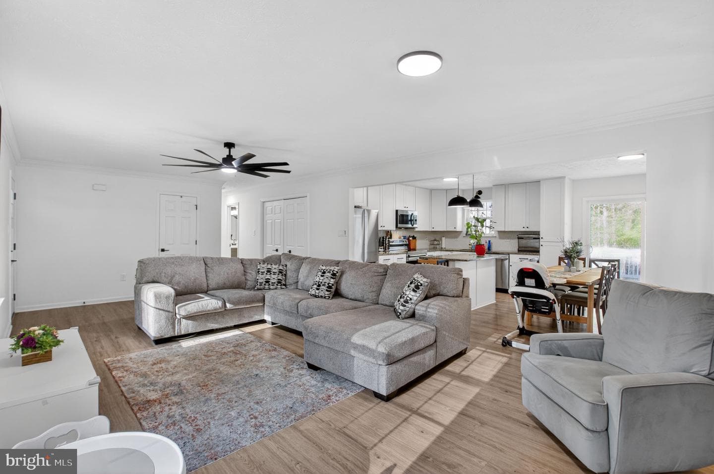 38254 Green Way photo 9