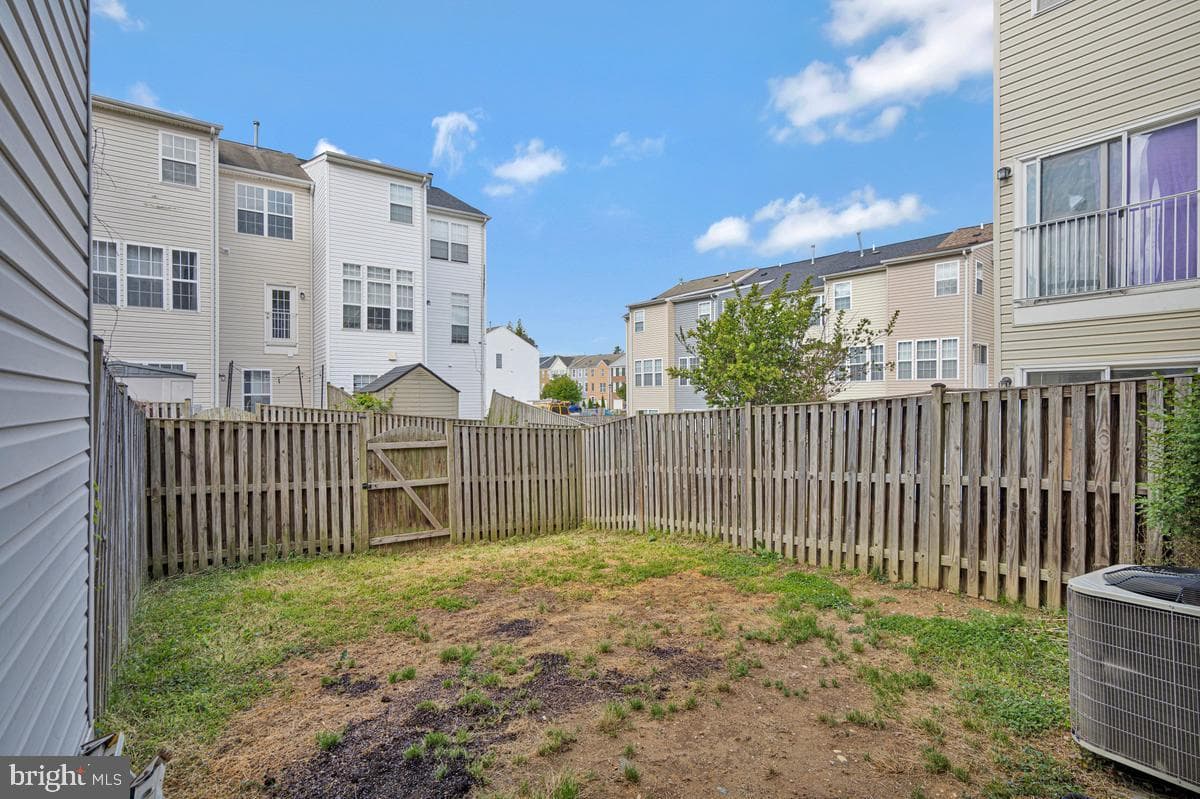 46068 W Westbury Boulevard photo 32