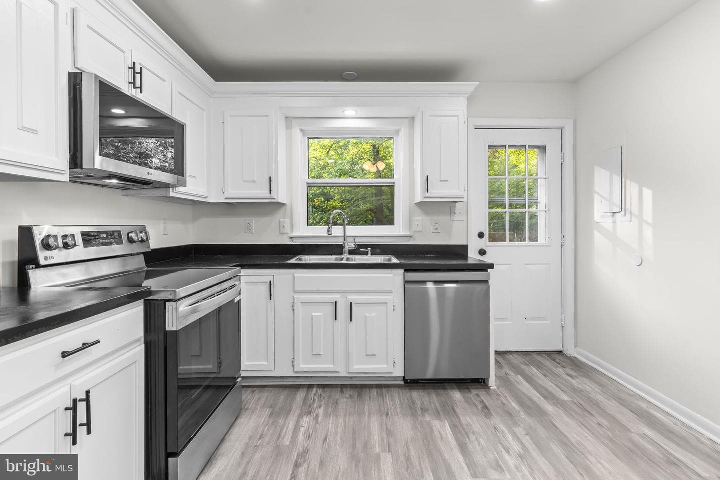 26079 S Sandgates Road photo 15