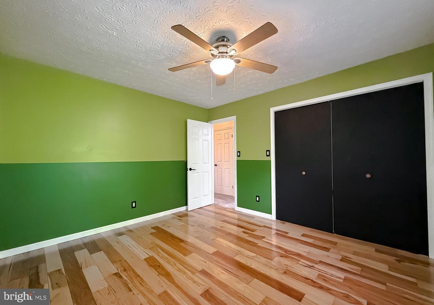 23294 Holly Hill Lane photo 41