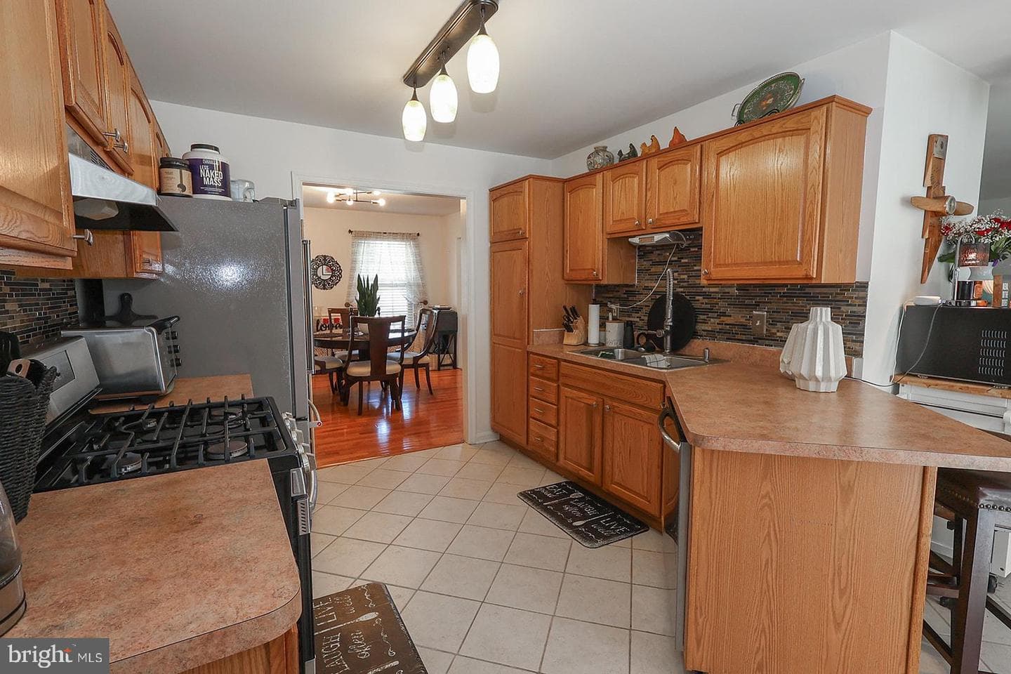 45525 Sunflower Street photo 12