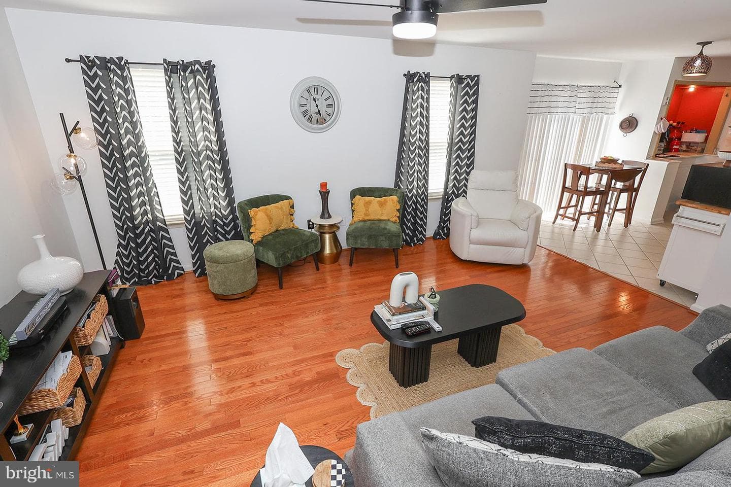 45525 Sunflower Street photo 43