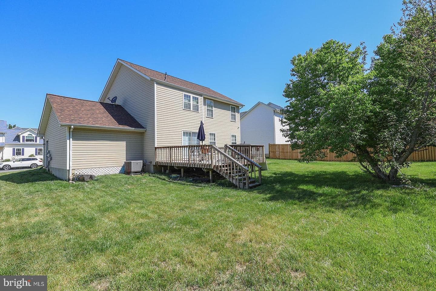 45525 Sunflower Street photo 68