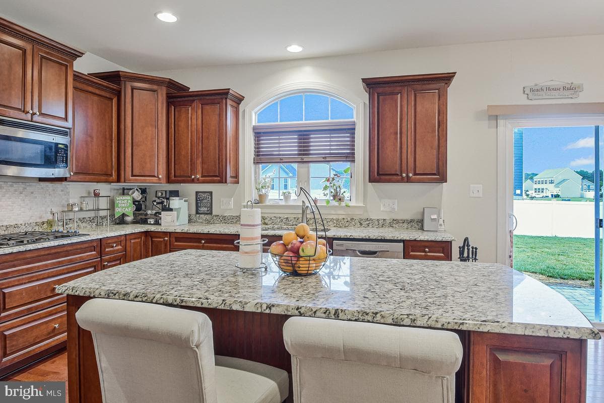 46836 Shelton Drive photo 5