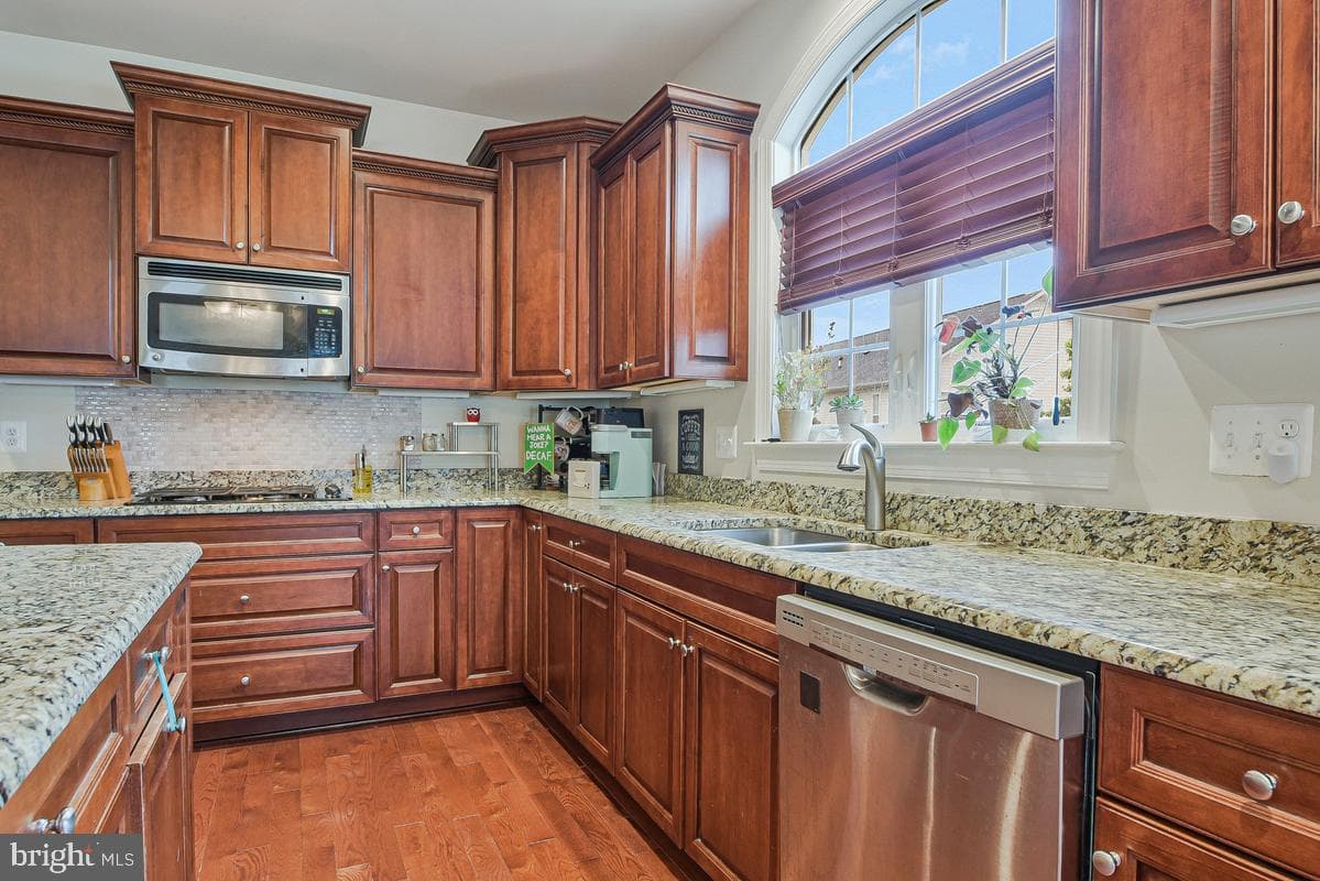 46836 Shelton Drive photo 8