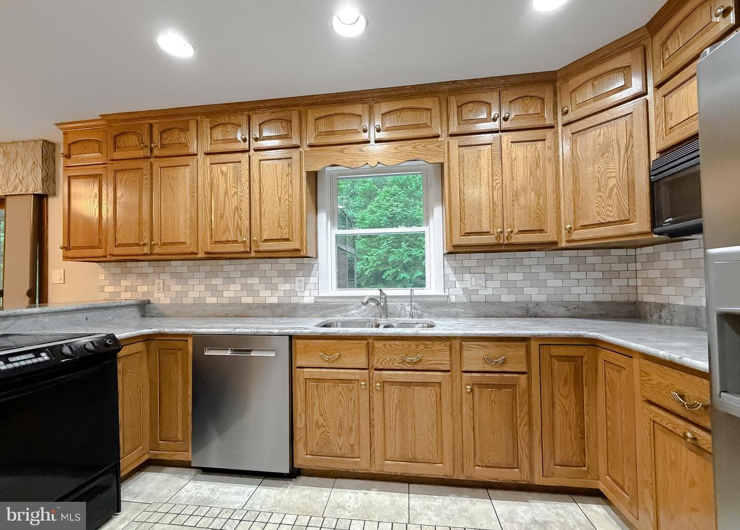 24940 Gallant Man Dr photo 28