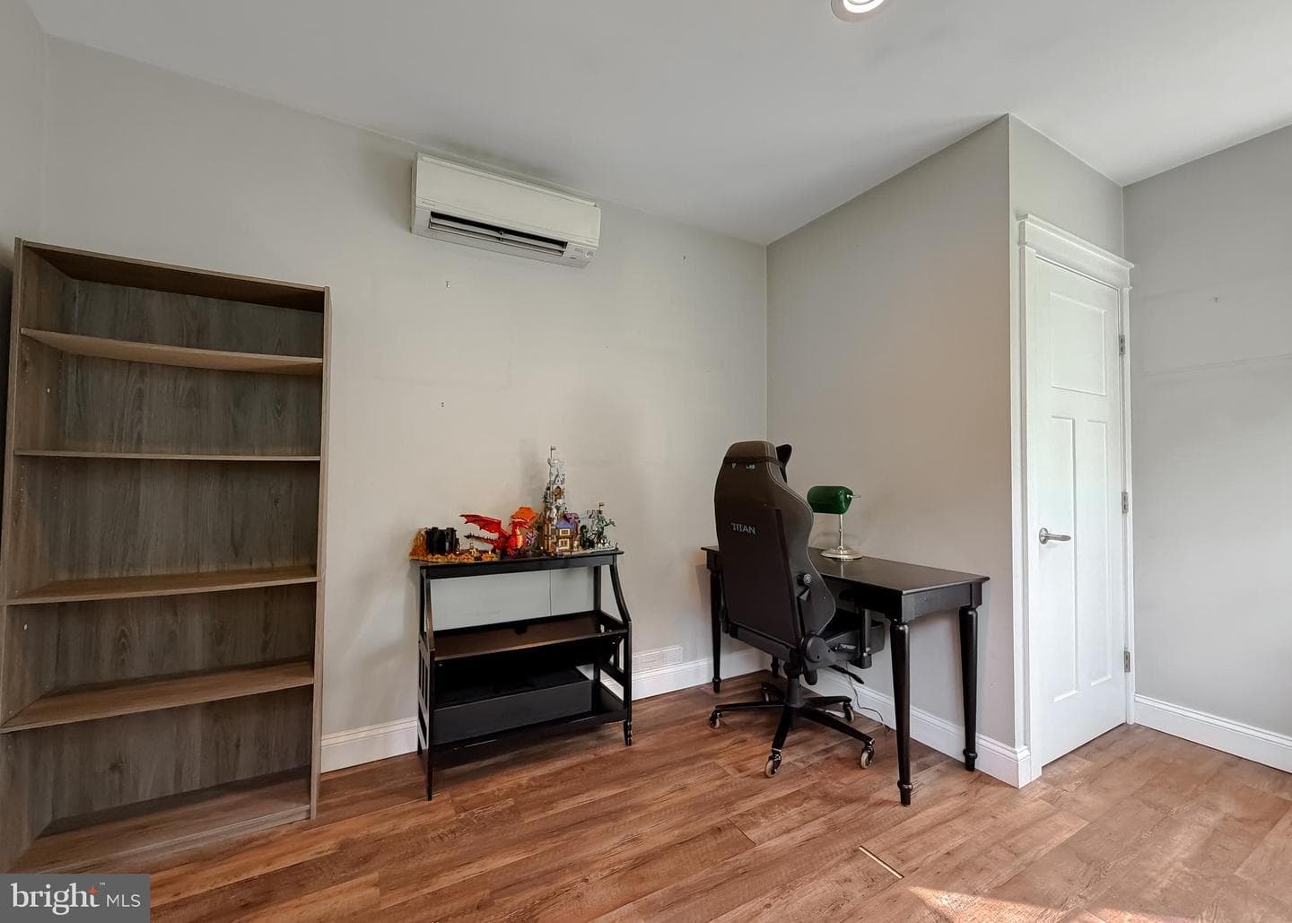 16146 Thomas Road photo 9