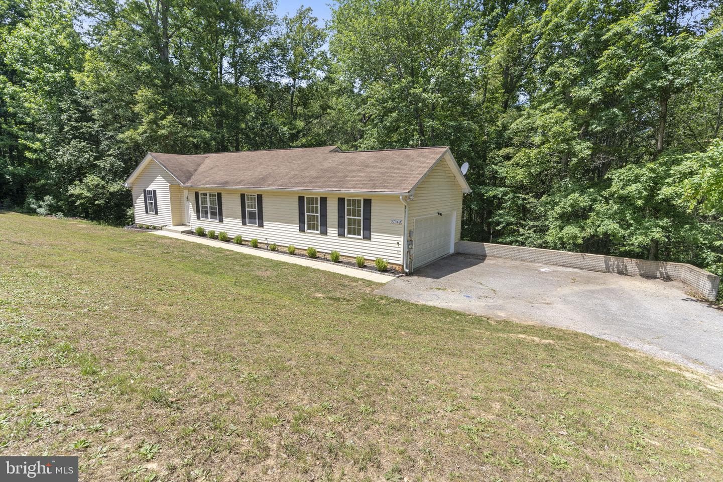 37362 E Spicer Drive photo 3