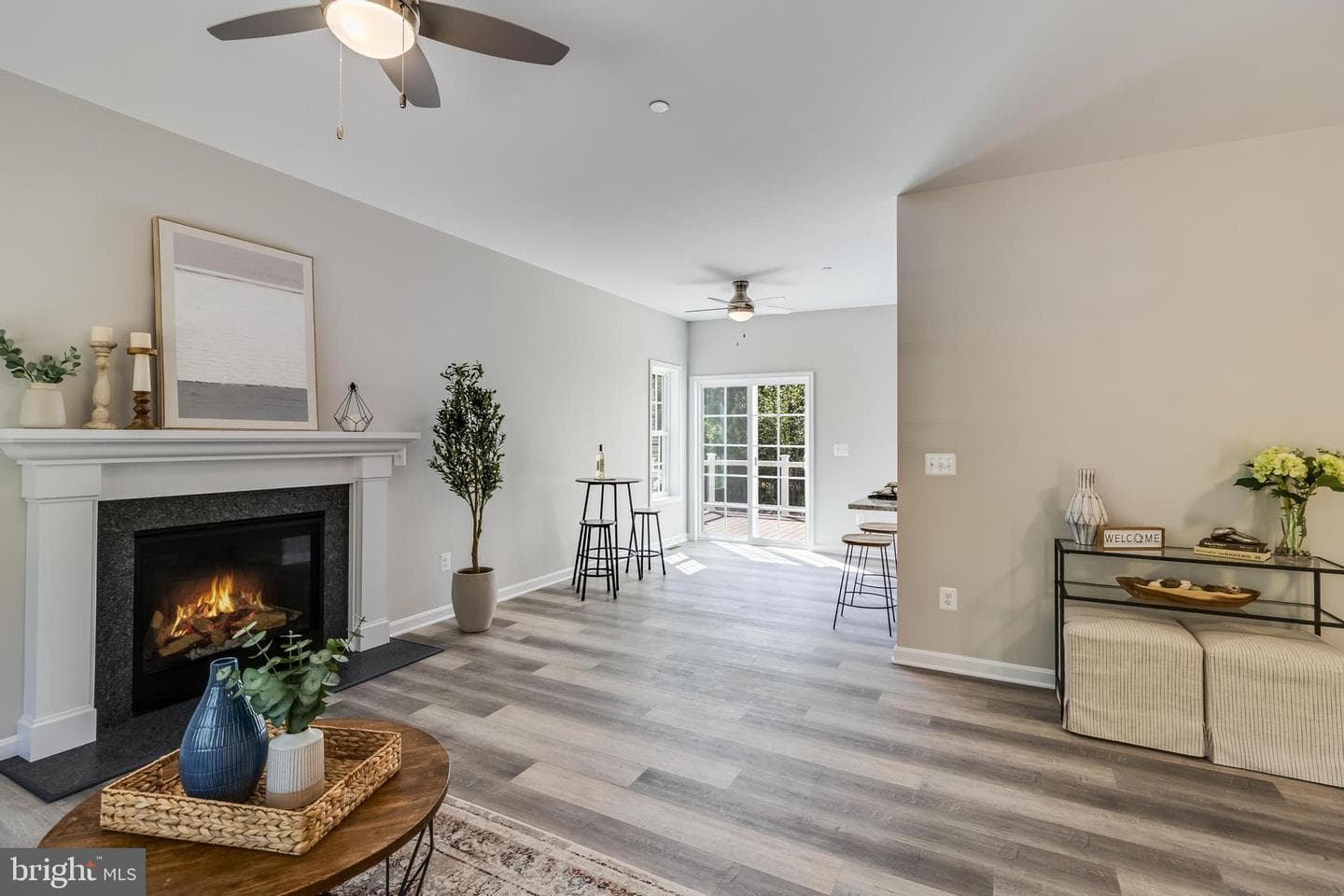 21183 Abell Road photo 7