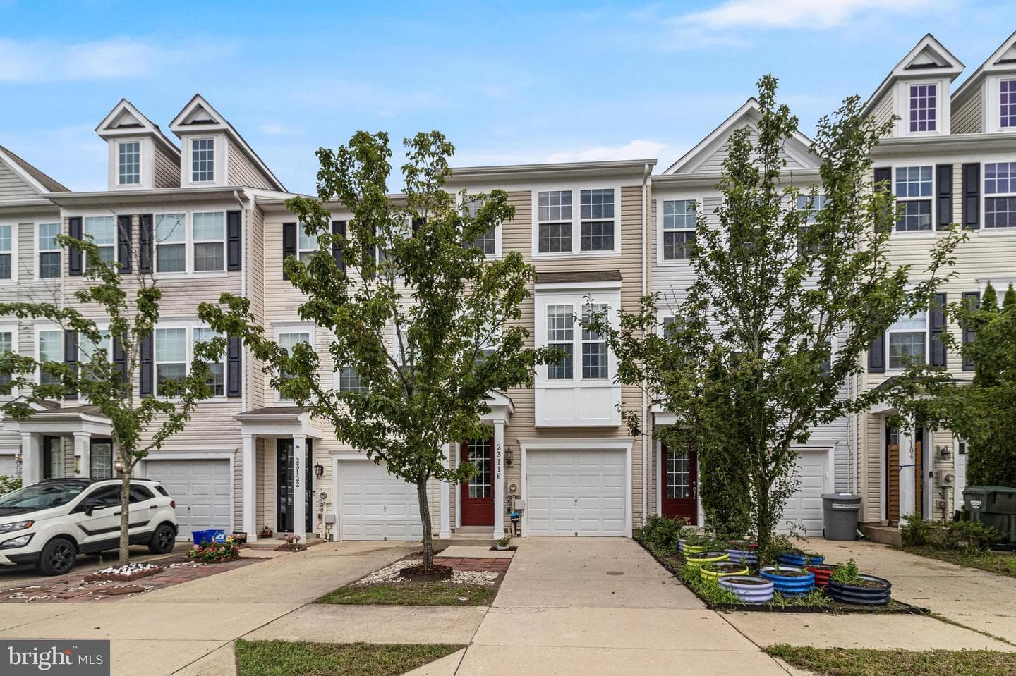 23116 Foxglove Way, California
