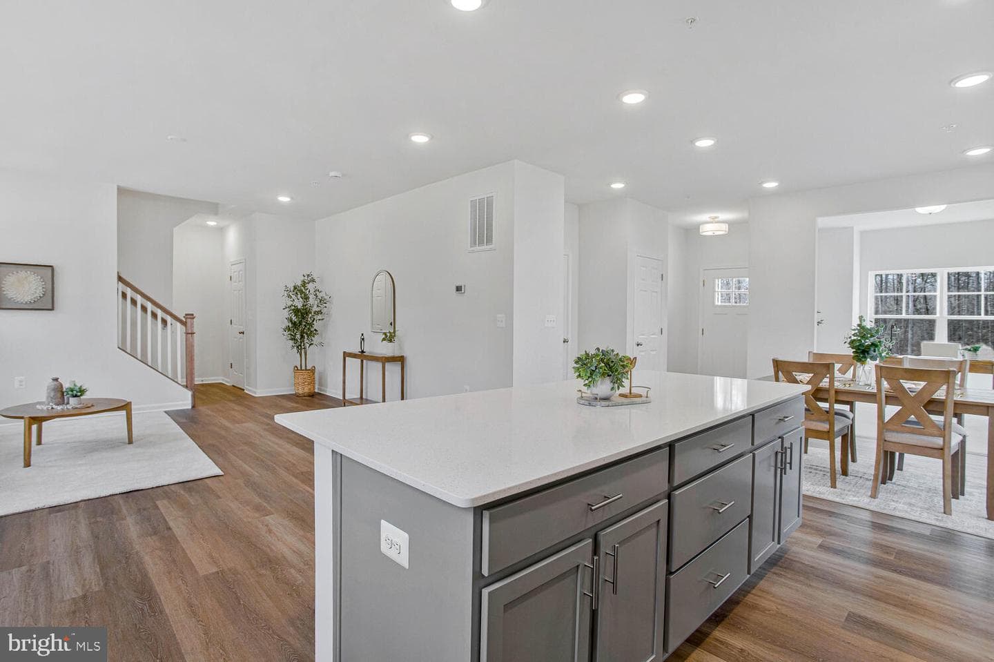 22218 Norris Woods St photo 6