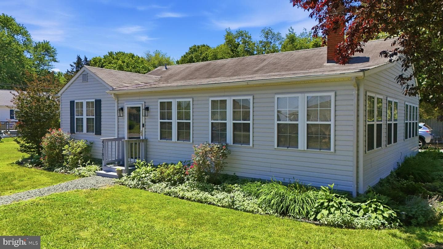 43183 Riverside Drive photo 1