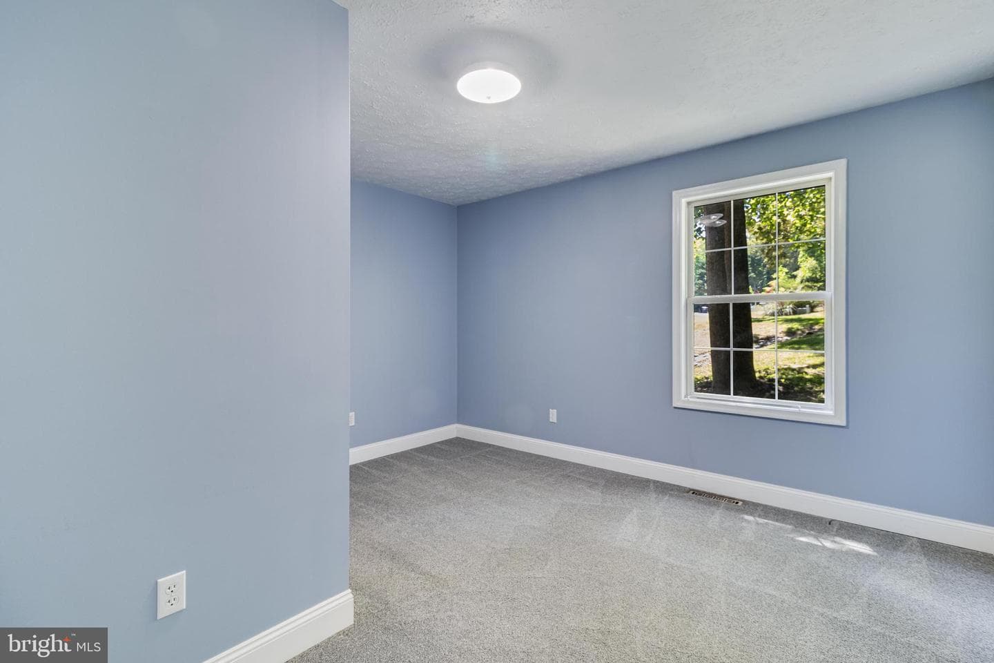 39500 Thomas Drive photo 10