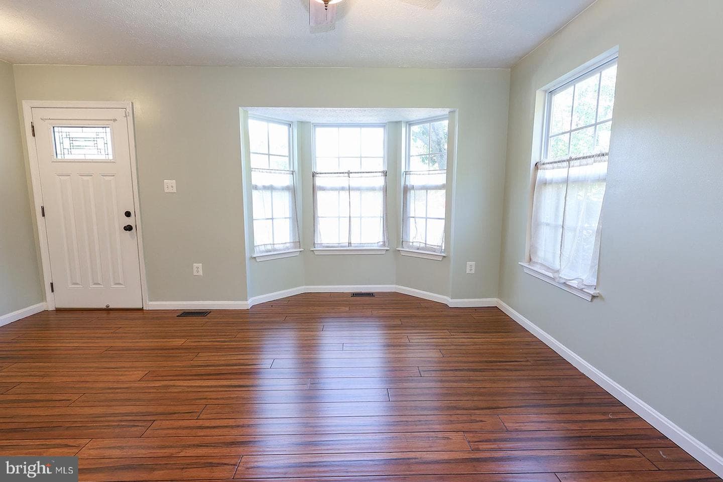 22728 Othello Lane photo 5
