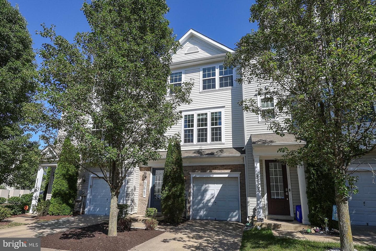 43547 Wild Iris Street photo 2