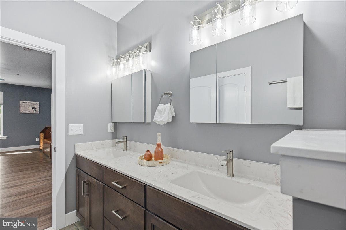 22405 Hood Lane photo 42