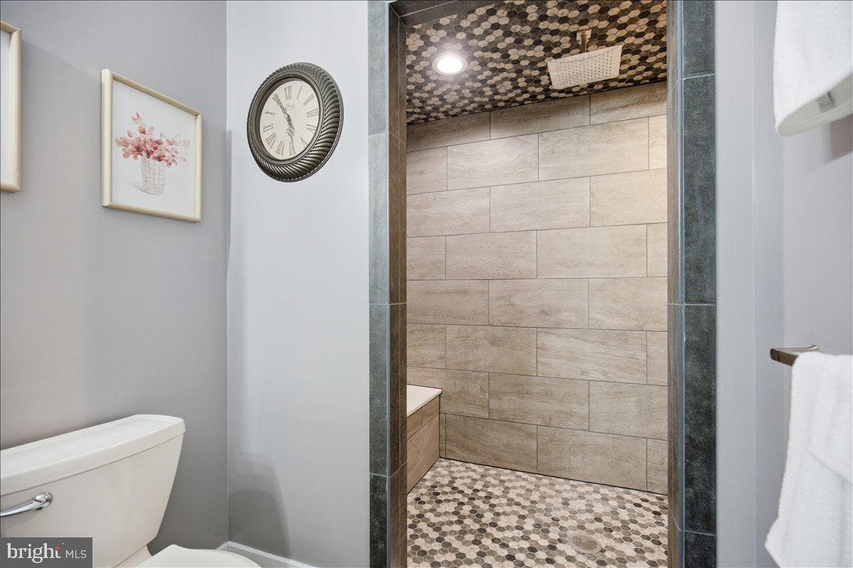 22405 Hood Lane photo 43