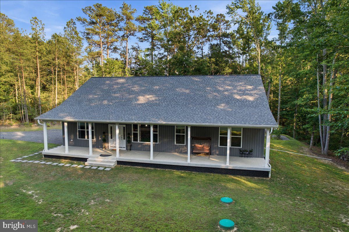 22405 Hood Lane photo 6